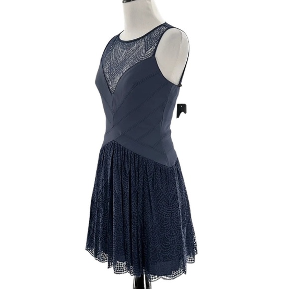 Bcbgmaxazria womens Sophiana dress size 2 navy blue lace party cocktail - Picture 6 of 15